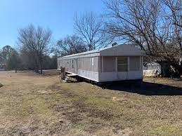 find used and repossessed mobile homes