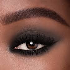 black eyeshadow looks for a smokey gaze