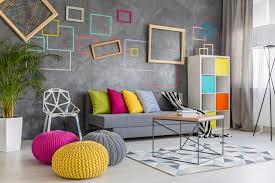 Decorate The Wall Behind The Sofa