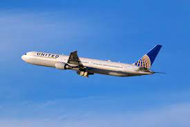 Coronavirus: United Airlines sued by ...