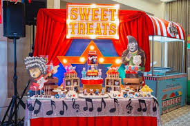 Featuring sparkly and shimmery dessert plates, napkins and flatware, these party supplies will liven up any tabletop. Alonzo S Sing Themed Party Sweets Movie Birthday Party Carnival Birthday Parties Birthday