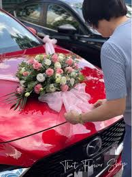 fresh flower bridal car deco