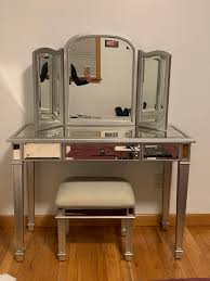 vanity mirror bench