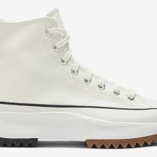 Women's tennis shoes can do a lot for your feet and your tennis game. 34 Best White Sneakers For Women 2021 The Strategist New York Magazine