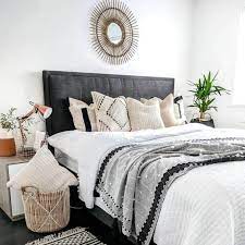 18 Grey White And Black Bedroom Ideas