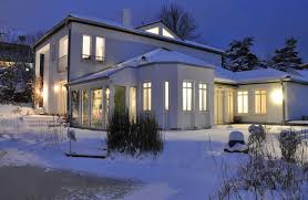Ein haus voller schnee mitten im gebirge. Saarbrucken Haus Im Schnee Foto Bild Architektur Architektur Bei Nacht Motive Bilder Auf Fotocommunity