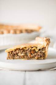 ground beef meat pie ahead of thyme