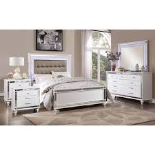 Alcorn 5 Piece White Queen Bedroom Set
