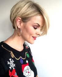 An asymmetrical bob is shorter in length and cut into a bob that's uneven, where one side is longer than the other. Asymmetrical Bob Haircuts We All Want To Copy Terez Owens 1 Sports Gossip Blog In The World