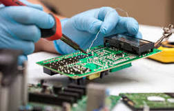 What is Soldering? A Full Guide (Meaning, Definition and ...