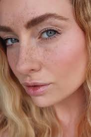 how to fake freckles with makeup faux