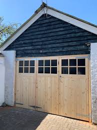 bi fold garage doors