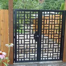 Metal Gate Ornamental Iron Garden