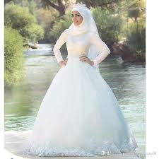 Elegant Lace Muslim Ball Gown Wedding Dresses High Neck Long Sleeves Ball Gown Lace Appliques Beads Bride Dresses Wedding Gowns