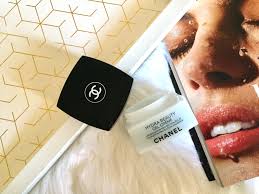 Usually, skin firming is synonymous with drying, but chanel's le lift line hydrates a little (crème fine, for oily skin) or a lot (crème rich, for dry skin). Chanel Hydra Beauty Gel Cream The Best Cream For Oily Skin Beautyworkers Blog