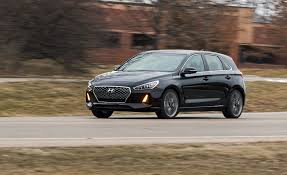 The hyundai elantra gt sport gets a multilink independent suspension in the rear to help give the handling a sportier feel. 2018 Hyundai Elantra Gt Sport Automatic Test