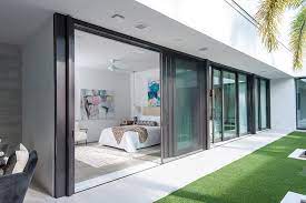 Retractable Wall Screens Houston The