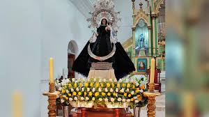 La Virgen María de la Candelaria se vistió de negro en la misa dominical en memoria y luto por los fallecidos en protestas - Radio Onda Azul