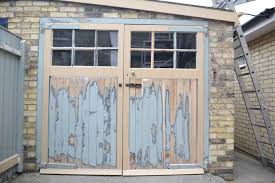 How To Paint A Wooden Garage Door