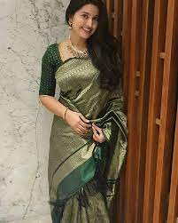 Actress in half saree they are tamil heroines. Actress Sneha Is Diwali Ready In An Emerald Green Kanchipuram Saree