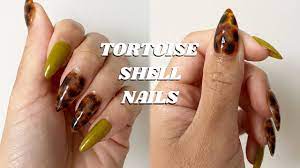 easy tortoise s nail art tutorial