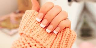 El blanco es uno de los colores preferidos para pintar las uñas en muchas. 20 Disenos Para Hacerle A Tus Unas Un Manicure Frances