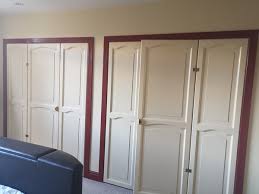 dark skirting boards door frames