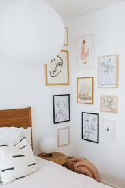 how to create a corner gallery wall