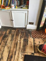 oil tint over bitumen y floorboards