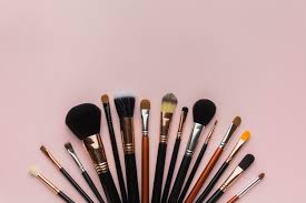 top view arrangement with make up brushes