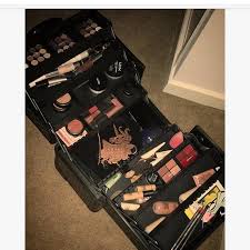 inglot makeup case on wheels perfect