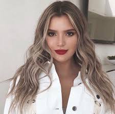 red lips makeup and alissa violet