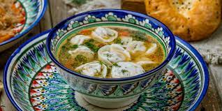 Чучвара — узбекский суп с пельменями - Лайфхакер