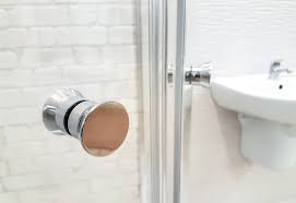 Best Shower Door Maintenance Tips You