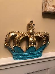 Two Tone Crown Crown Wall Decor Shabby