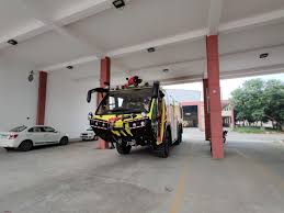 pics fire fighting vehicles in india