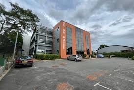 welwyn garden city offices to let