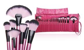 hot pink makeup brush set with carrying