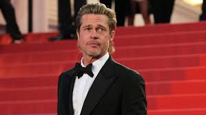 Лауреат двух премий «золотой глобус». Brad Pitt Calls Acting A Younger Man S Game Entertainment Tonight