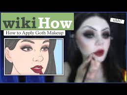 apply goth makeup
