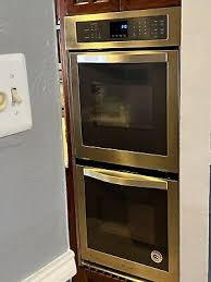 24 Whirlpool Double Walll Oven 30