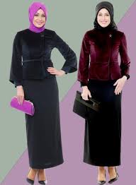 Klien sribu yaitu @andrianto889 mendapatkan desain yang tepat untuk kontes seragam. Model Baju Kantor Wanita Muslimah Elegan Setelan Blazer Rok Hitam
