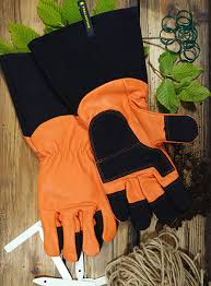 Gauntlet Pruning Gloves The