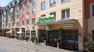 Holiday inn city centre nürnberg has 260 modern rooms that are equipped with a range of essential facilities to ensure guests have a comfortable stay. Holiday Inn Nurnberg City Center Nurnberg Holidaycheck Bayern Deutschland