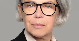 A female given name from french. Annette Weber Stiftung Wissenschaft Und Politik
