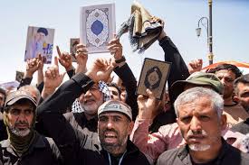Les profanations du Coran par un réfugié irakien en Suède provoquent une  crise diplomatique | coran | Epoch Times