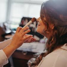 learn how to apply makeup within days
