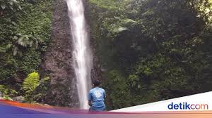 Tempat wisata air panas ciparay 6. Curug Ciparay Pesona Air Terjun Di Bawah Kaki Gunung Salak Bogor