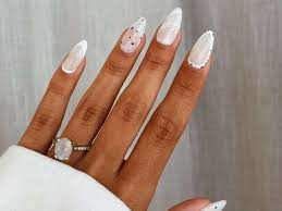 18 white manicure ideas with a cool