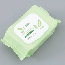 green tea moisturizing makeup removal